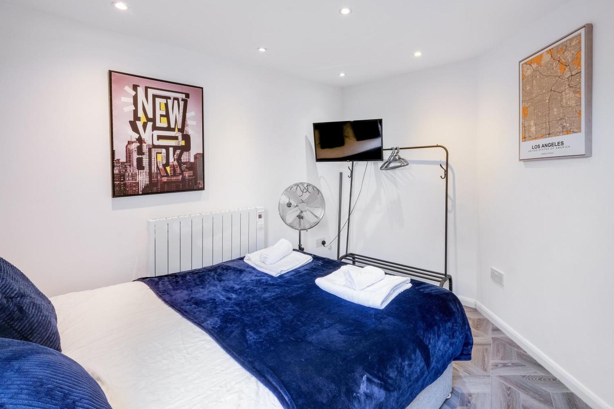 Kings House Apartment Hayes, West London Apt A Northolt  Exterior foto