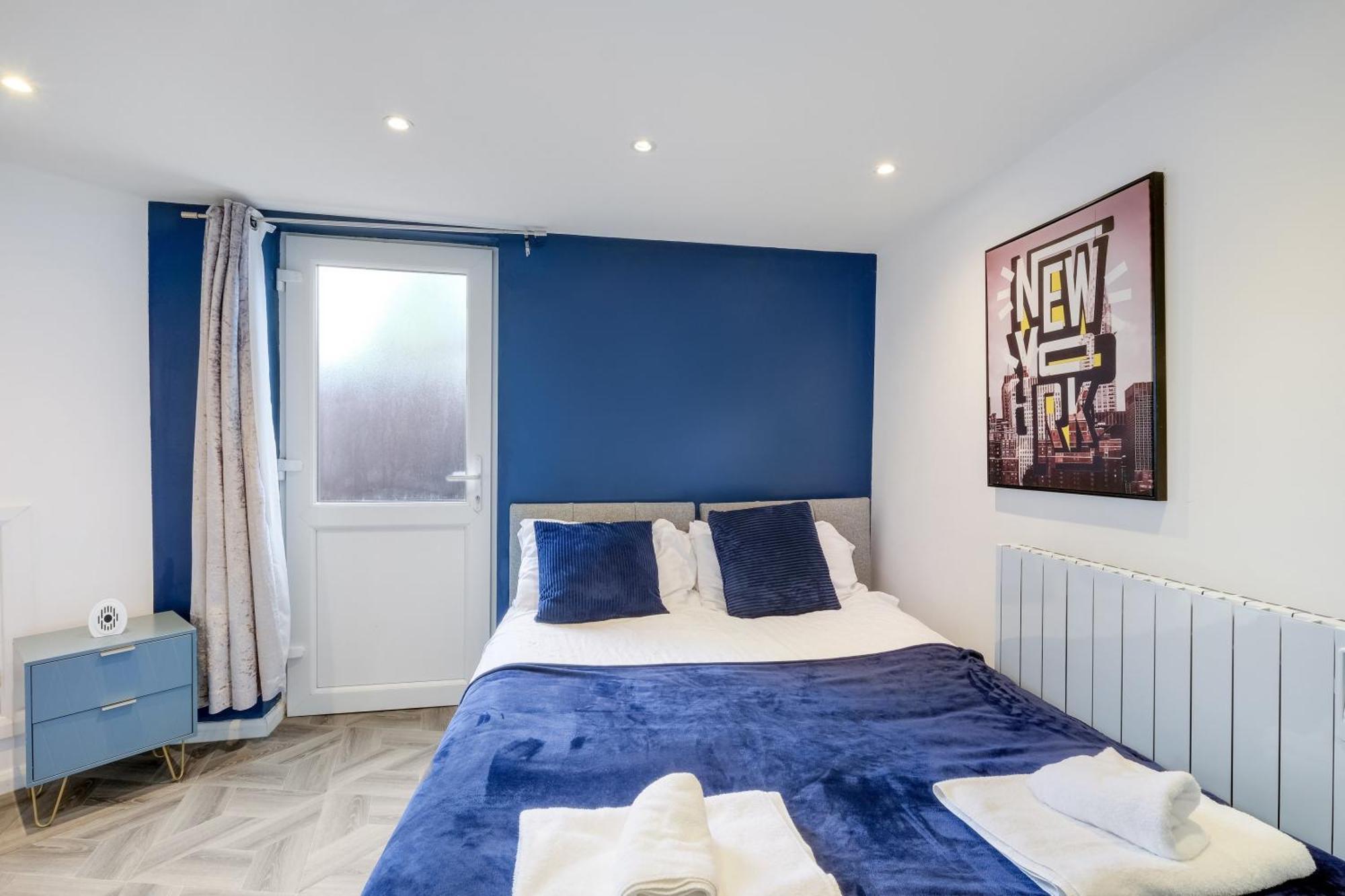 Kings House Apartment Hayes, West London Apt A Northolt  Exterior foto